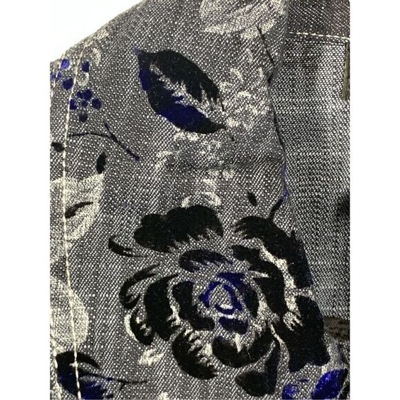 Analogy Women's Floral Velvet Button Front Blazer Jacket Gray Black Small NWOT - Picture 8 of 9